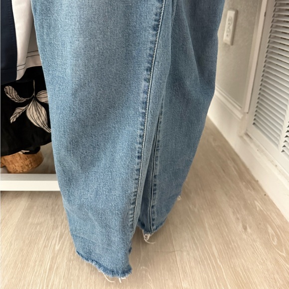 Universisal Thread / Target overalls - Picture 7 of 9